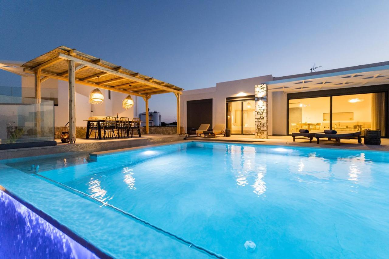 Grand Blue Villas Lachania Exterior foto